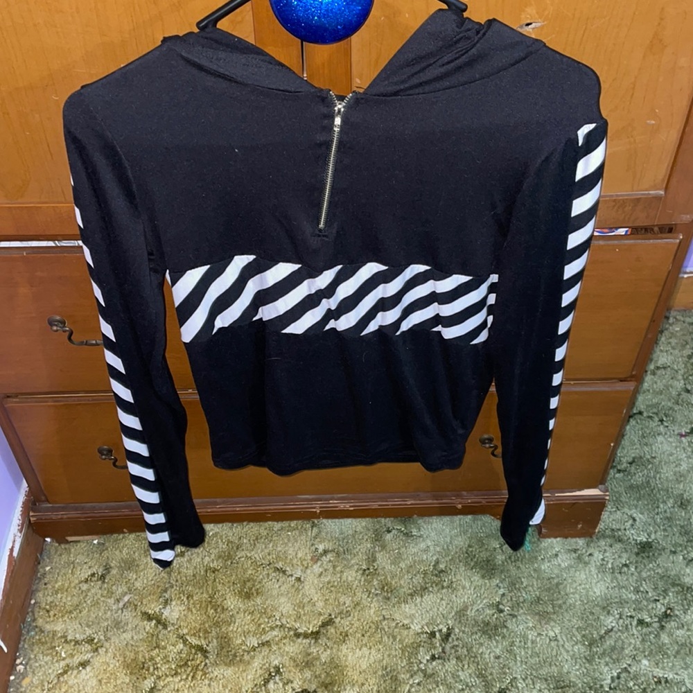 rue21 sweatshirt